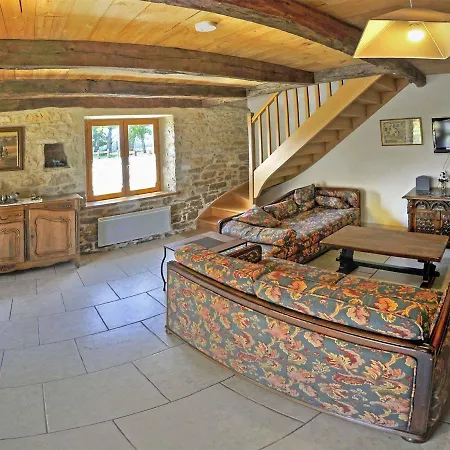 Hébergement de vacances Villeneuve, 3 Pieces, 4 Personnes - Fr-1-601-387 Toulonjac